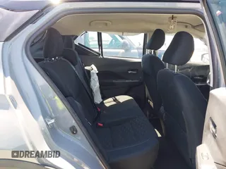 2023 Nissan Kicks SV z VIN 3N1CP5CV0PL545306, wystawiony jako IAAI lot #42403099 z przebiegiem 32 916 mil mil oraz . Historia ofert i sprzedaży dostępna na DreamBid. Obrazek 8.