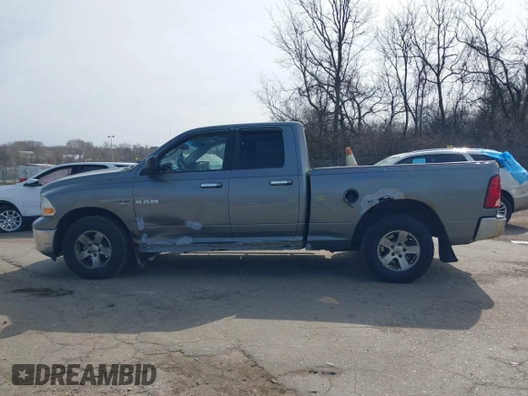 2010 Dodge 1500 SLT z VIN 1D7RV1GT3AS192606, wystawiony jako IAAI lot #41791083 z przebiegiem 284 816 mil mil oraz . Historia ofert i sprzedaży dostępna na DreamBid. Obrazek 15.