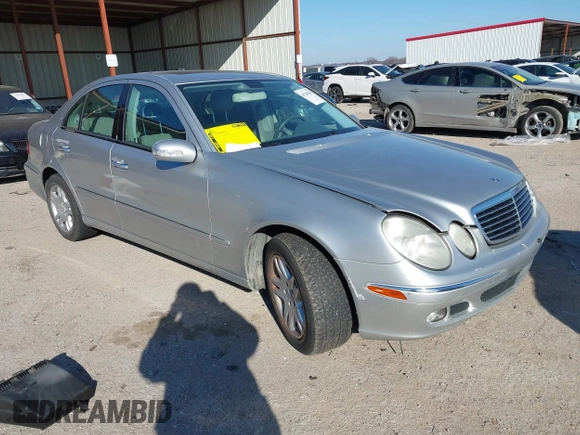 2006 Mercedes-Benz E-Class 3.5L with VIN WDBUF56J86A795135, listed as a IAAI auction lot 41286605 with 162,463 mi miles. Bid and sale history available at carsss.com. Image 1.