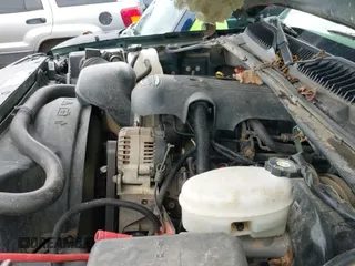 2003 Chevrolet Silverado 1500 LT с VIN 2GCEK19T431255603, выставлен на аукционе IAAI как лот 42146819 с пробегом 211 431 миль миль и . История ставок и продаж доступна на DreamBid. Изображение 13.