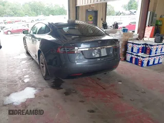 2018 Tesla Model S 75D with VIN 5YJSA1E28JF298208, listed as a IAAI auction lot 42438793 with Not provided miles and . Bid and sale history available at DreamBid. Image 3.