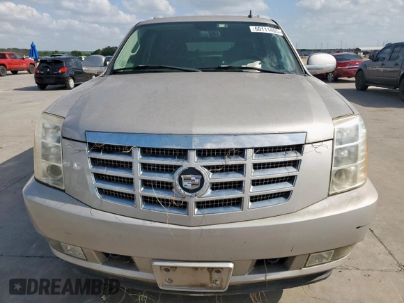 2007 Cadillac Escalade ESV z VIN 1GYFK66857R267560, wystawiony jako Copart lot #60111405 z przebiegiem 88 259 mil mil oraz Czysty tytuł • Clean title. Historia ofert i sprzedaży dostępna na DreamBid. Obrazek 5.