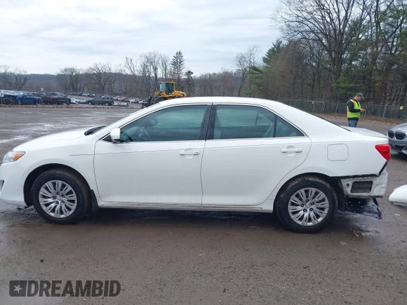 2012 Toyota Camry L with VIN 4T1BF1FK4CU106269, listed as a IAAI auction lot 41934780 with 137,867 mi miles. Bid and sale history available at carsss.com. Image 15.