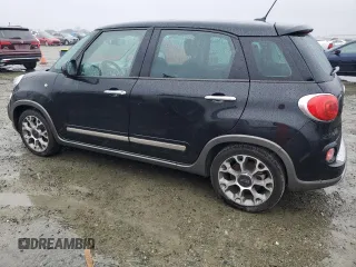 2014 FIAT 500L Trekking with VIN ZFBCFADH5EZ004813, listed as a Copart auction lot 43283495 with 184,984 mi miles and Clean Title. Bid and sale history available at DreamBid. Image 2.