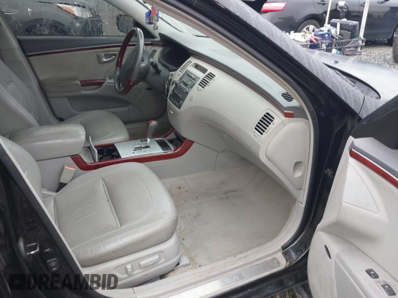 2006 Hyundai Azera SE with VIN KMHFC46F76A084367, listed as a IAAI auction lot 41752381 with 108,173 mi miles and . Bid and sale history available at DreamBid. Image 5.
