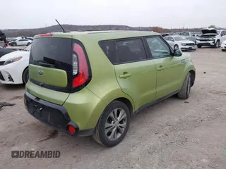 2016 Kia Soul + with VIN KNDJP3A58G7860743, listed as a IAAI auction lot 40966812 with 130,069 mi miles. Bid and sale history available at carsss.com. Image 4.