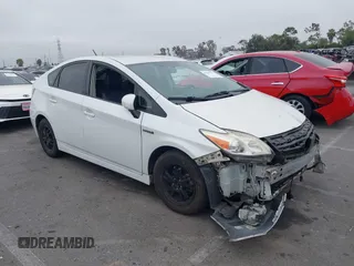 2014 Toyota Prius Four z VIN JTDKN3DU9E1820667, wystawiony jako IAAI lot #42461774 z przebiegiem 350 708 mil mil oraz . Historia ofert i sprzedaży dostępna na DreamBid. Obrazek 1.