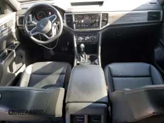 2020 Volkswagen Atlas SE z VIN 1V21E2CA0LC227597, wystawiony jako Copart lot #54232965 z przebiegiem 98 989 mil mil oraz Szkoda całkowita • Salvage title. Historia ofert i sprzedaży dostępna na DreamBid. Obrazek 8.