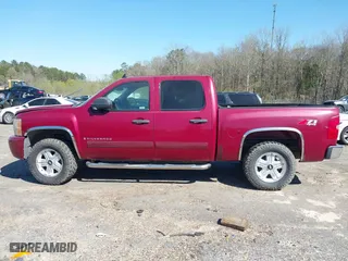 2007 Chevrolet Silverado 1500 LTZ with VIN 2GCEK13M471510029, listed as a IAAI auction lot 41824501 with 176,239 mi miles. Bid and sale history available at carsss.com. Image 14.
