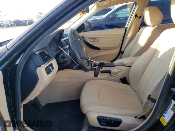 2015 BMW 3 Series 328i z VIN WBA3A5C5XFF610800, wystawiony jako Copart lot #82969214 z przebiegiem 113 508 mil mil oraz Szkoda całkowita • Salvage title. Historia ofert i sprzedaży dostępna na DreamBid. Obrazek 7.