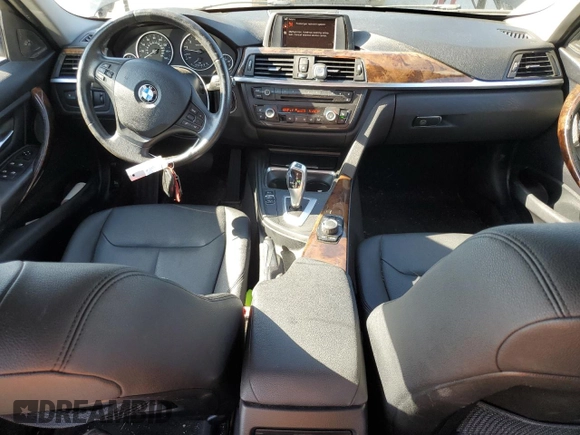 2013 BMW 3 Series 335i xDrive with VIN WBA3B9C59DJ899022, listed as a Copart auction lot 43186545 with 89,655 mi miles and Salvage Title. Bid and sale history available at carsss.com. Image 8.