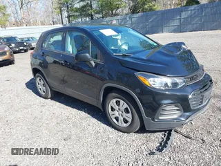 2017 Chevrolet Trax LS with VIN 3GNCJKSB0HL158137, listed as a IAAI auction lot 41856941 with 33,619 mi miles. Bid and sale history available at carsss.com. Image 1.