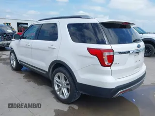 2017 Ford Explorer XLT с VIN 1FM5K7D81HGA98642, выставлен на аукционе IAAI как лот 42398111 с пробегом 140 601 миль миль и . История ставок и продаж доступна на DreamBid. Изображение 3.