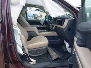 2024 Ford Expedition Max Limited с VIN 1FMJK1K80REA42655, выставлен на аукционе IAAI как лот 42190897 с пробегом 18 445 миль миль и . История ставок и продаж доступна на DreamBid. Изображение 5.