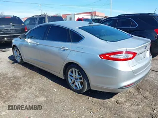 2014 Ford Fusion SE with VIN 3FA6P0HR0ER104588, listed as a IAAI auction lot 41573701 with 281,160 mi miles. Bid and sale history available at carsss.com. Image 3.