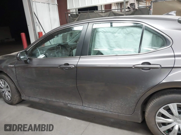 2021 Toyota Camry Hybrid LE with VIN 4T1C31AK7MU559730, listed as a IAAI auction lot 41851492 with 47,356 mi miles. Bid and sale history available at carsss.com. Image 14.