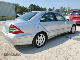 2005 Mercedes-Benz C 320 with VIN WDBRF64J95F557858, listed as a Copart auction lot 68310604 with 162,849 mi miles and Salvage Title. Bid and sale history available at DreamBid. Image 3.