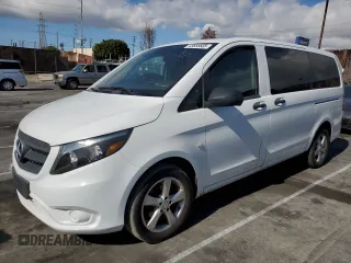 2017 Mercedes-Benz Metris Passenger with VIN WD4PG2EE0H3299032, listed as a Copart auction lot 43665625 with 119,267 mi miles and Salvage Title. Bid and sale history available at carsss.com. Image 1.
