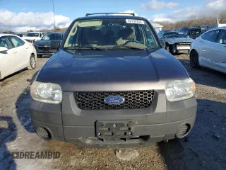 2006 Ford Escape XLS with VIN 1FMYU02Z36KA52010, listed as a Copart auction lot 43130235 with 224,006 mi miles and Clean Title. Bid and sale history available at carsss.com. Image 5.