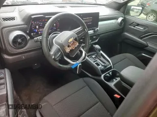 2024 Chevrolet Colorado 2WD LT z VIN 1GCPSCEK1R1177247, wystawiony jako Copart lot #60518635 z przebiegiem 6 340 mil mil oraz Szkoda całkowita • Salvage title. Historia ofert i sprzedaży dostępna na DreamBid. Obrazek 8.