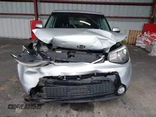 2016 Kia Soul + with VIN KNDJP3A58G7819142, listed as a IAAI auction lot 40432626 with 91,275 mi miles. Bid and sale history available at carsss.com. Image 12.