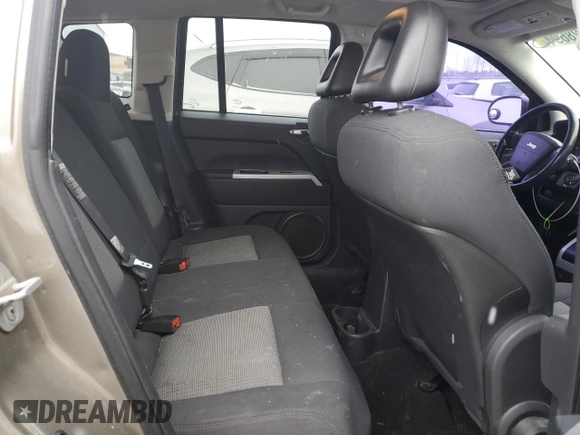 2008 Jeep Compass Sport with VIN 1J8FT47WX8D566487, listed as a Copart auction lot 87428694 with 377,985 mi miles and Salvage Title. Bid and sale history available at carsss.com. Image 10.