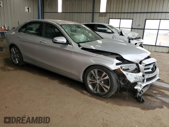 2016 Mercedes-Benz C 300 Luxury with VIN 55SWF4KB2GU101470, listed as a Copart auction lot 63793905 with 73,037 mi miles and Clean title. Bid and sale history available at DreamBid. Image 4.