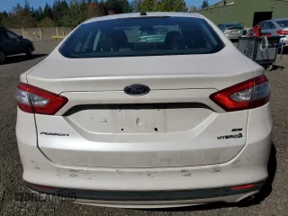 2016 Ford Fusion SE Hybrid with VIN 3FA6P0LUXGR188594, listed as a Copart auction lot 52944005 with 111,724 mi miles and Salvage Title. Bid and sale history available at carsss.com. Image 6.