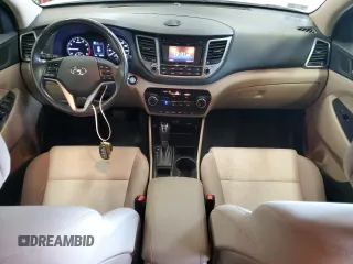 2017 Hyundai Tucson Limited z VIN KM8J3CA26HU294386, wystawiony jako Copart lot #57559535 z przebiegiem 99 267 mil mil oraz Czysty tytuł • Clean title. Historia ofert i sprzedaży dostępna na DreamBid. Obrazek 8.