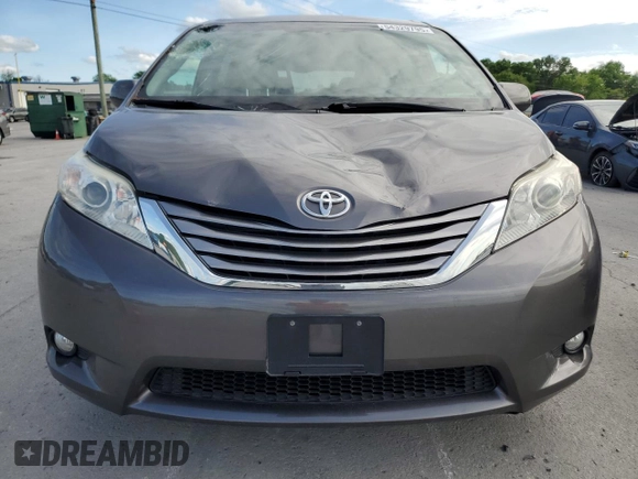 2016 Toyota Sienna Limited z VIN 5TDDK3DC3GS139449, wystawiony jako Copart lot #54329795 z przebiegiem 97 647 mil mil oraz Szkoda całkowita • Salvage title. Historia ofert i sprzedaży dostępna na DreamBid. Obrazek 5.
