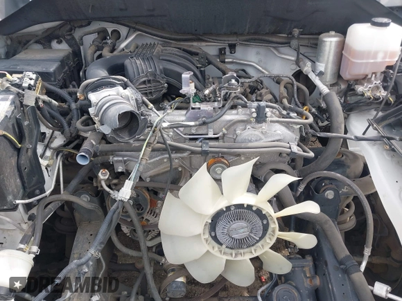 2021 Nissan NV Cargo SV z VIN 1N6BF0LY8MN809146, wystawiony jako IAAI lot #42005532 z przebiegiem 31 869 mil mil oraz . Historia ofert i sprzedaży dostępna na DreamBid. Obrazek 10.