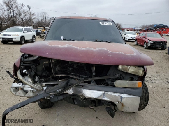 2000 Chevrolet Silverado 2500 LS with VIN 1GCGC29U7YE288654, listed as a Copart auction lot 49073195 with NaN miles and Salvage Title. Bid and sale history available at carsss.com. Image 5.