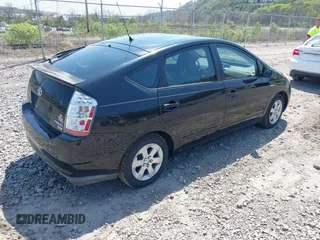 2008 Toyota Prius with VIN JTDKB20UX87703593, listed as a IAAI auction lot 42108567 with 157,117 mi miles. Bid and sale history available at carsss.com. Image 4.