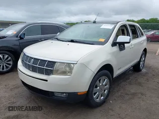 2007 Lincoln MKX z VIN 2LMDU88C27BJ13038, wystawiony jako IAAI lot #42342316 z przebiegiem Nie podano mil oraz . Historia ofert i sprzedaży dostępna na DreamBid. Obrazek 2.