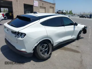 2023 Ford Mustang Mach-E Select с VIN 3FMTK1SS5PMA01675, выставлен на аукционе IAAI как лот 42417847 с пробегом 25 722 миль миль и . История ставок и продаж доступна на DreamBid. Изображение 4.