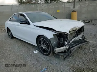 2020 Mercedes-Benz E-Class E 350 with VIN WDDZF8DB6LA701257, listed as a Copart auction lot 43832105 with 37,601 mi miles and Salvage Title. Bid and sale history available at carsss.com. Image 11.
