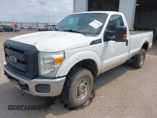 2016 Ford F-250 XLT с VIN 1FTBF2B61GED15892, выставлен на аукционе IAAI как лот 42377404 с пробегом 199 002 миль миль и . История ставок и продаж доступна на DreamBid. Изображение 18.