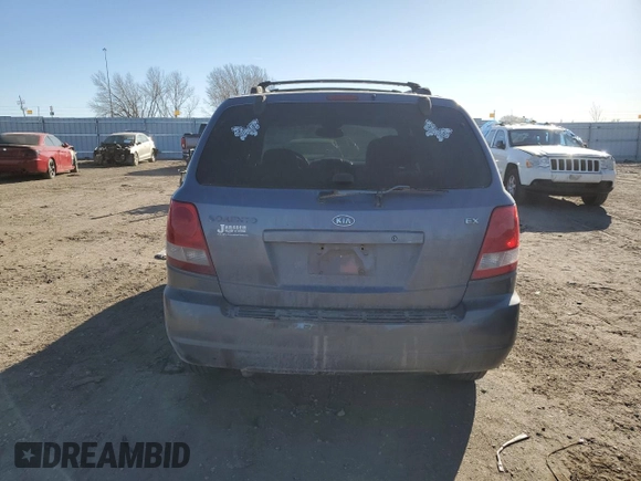 2004 Kia Sorento LX with VIN KNDJC733445332008, listed as a Copart auction lot 42791815 with 167,706 mi miles and Clean Title. Bid and sale history available at carsss.com. Image 6.