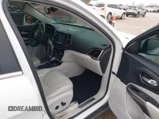 2019 Jeep Cherokee Limited with VIN 1C4PJLDB4KD346296, listed as a IAAI auction lot 41364345 with 171,855 mi miles and . Bid and sale history available at DreamBid. Image 5.
