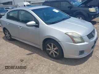 2012 Nissan Sentra S z VIN 3N1AB6AP9CL754439, wystawiony jako IAAI lot #42358701 z przebiegiem 147 895 mil mil oraz . Historia ofert i sprzedaży dostępna na DreamBid. Obrazek 1.