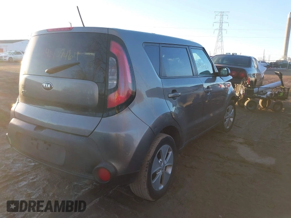 2016 Kia Soul with VIN KNDJN2A21G7283589, listed as a IAAI auction lot 41439464 with 135,000 mi miles. Bid and sale history available at carsss.com. Image 4.