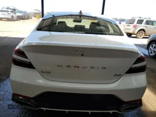 2025 Genesis G70 2.5T z VIN KMTG34SC9SU155485, wystawiony jako Copart lot #60076625 z przebiegiem 3 757 mil mil oraz Czysty tytuł • Clean title. Historia ofert i sprzedaży dostępna na DreamBid. Obrazek 6.