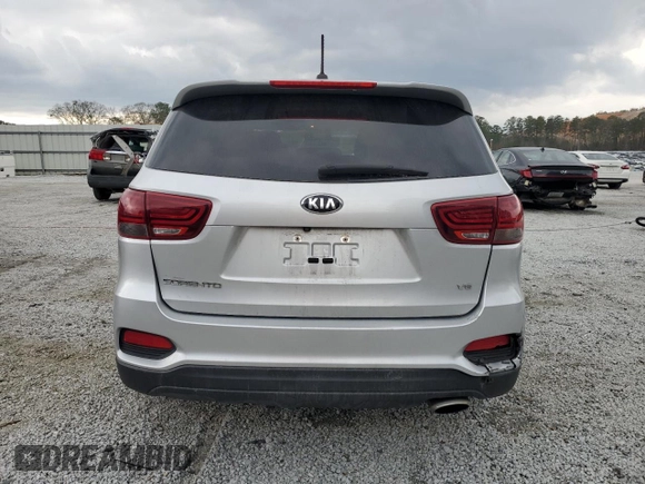 2020 Kia Sorento LX V6 with VIN 5XYPGDA55LG613113, listed as a Copart auction lot 43574995 with 106,949 mi miles and Salvage Title. Bid and sale history available at carsss.com. Image 6.