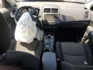 2016 Mitsubishi Outlander ES z VIN JA4AR3AU7GZ027998, wystawiony jako Copart lot #56218135 z przebiegiem Nie podano mil oraz Szkoda całkowita • Salvage title. Historia ofert i sprzedaży dostępna na DreamBid. Obrazek 8.