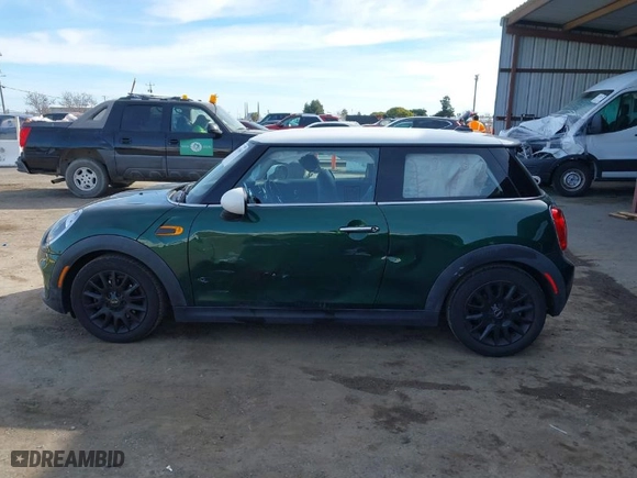 2015 MINI Cooper Hardtop with VIN WMWXM5C52F3A57511, listed as a IAAI auction lot 41603969 with NaN miles. Bid and sale history available at carsss.com. Image 14.