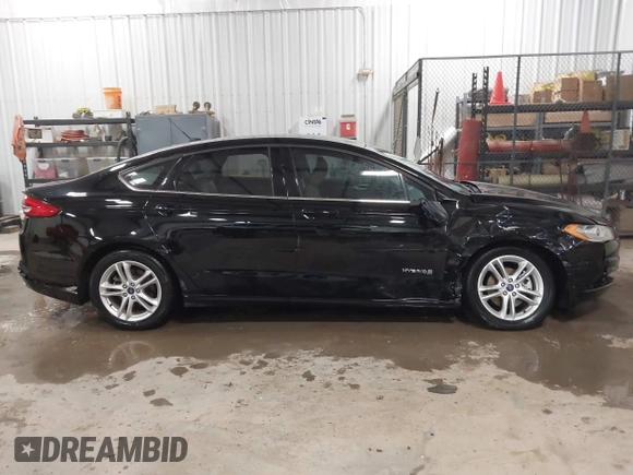 2018 Ford Fusion SE z VIN 3FA6P0LU3JR203864, wystawiony jako IAAI lot #41476335 z przebiegiem 49 246 mil mil oraz . Historia ofert i sprzedaży dostępna na DreamBid. Obrazek 13.