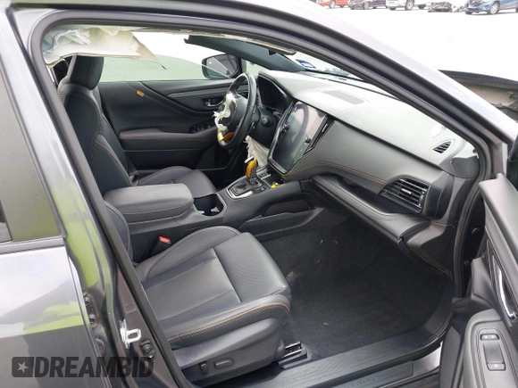 2022 Subaru Outback Wilderness z VIN 4S4BTGUD7N3216208, wystawiony jako IAAI lot #41918716 z przebiegiem 47 690 mil mil oraz . Historia ofert i sprzedaży dostępna na DreamBid. Obrazek 5.