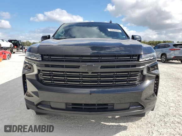 2022 Chevrolet Suburban with VIN 1GNSCEKT7NR222257, listed as a Copart auction lot 84840904 with 113,761 mi miles and Salvage title. Bid and sale history available at DreamBid. Image 5.