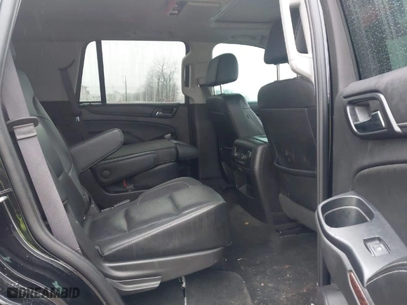 2017 GMC Yukon SLT with VIN 1GKS2BKC4HR189981, listed as a IAAI auction lot 41552723 with 208,161 mi miles. Bid and sale history available at carsss.com. Image 8.