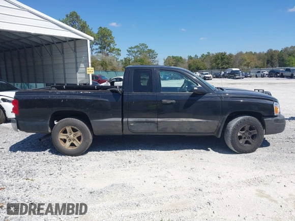 2006 Dodge Dakota SLT with VIN 1D7HE42KX6S714022, listed as a IAAI auction lot 41773416 with 197,196 mi miles and . Bid and sale history available at carsss.com. Image 13.
